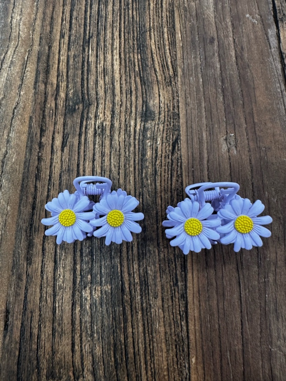 Lavender Daisy Hair Claw Clips - Pair